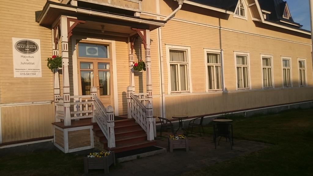 Bed and breakfast Wanhan Apteekin Majatalo 2*